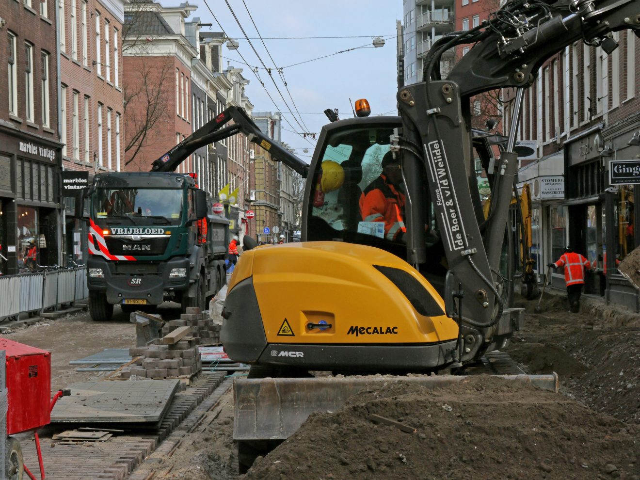 Construction equipment