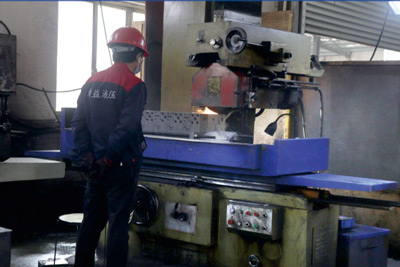 Surface grinding machine
